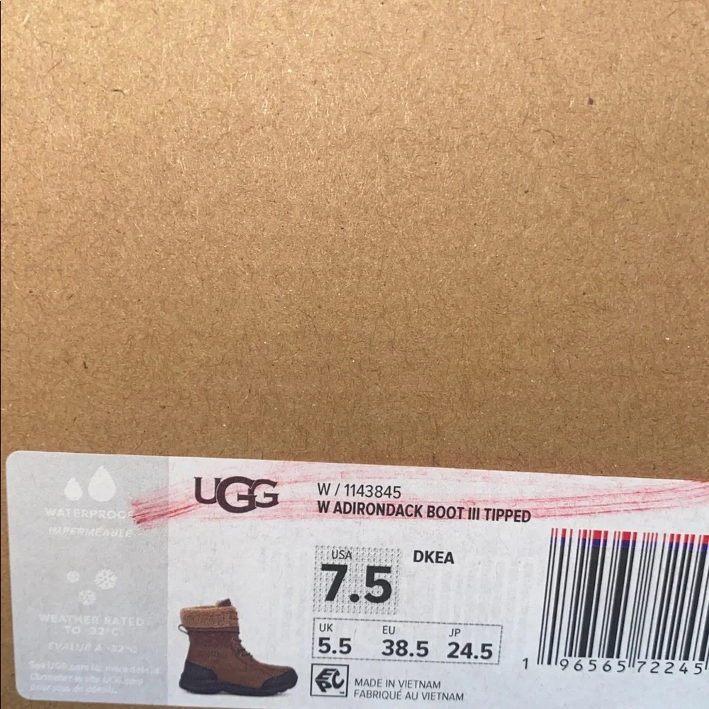 UGG ADIRONDACK BOOT III TIPPED - Picture 6 of 6